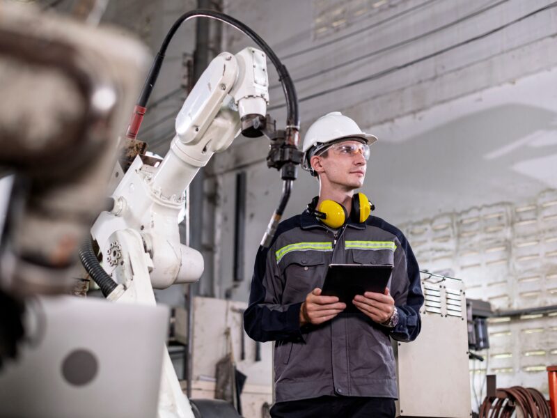 Robotics,Control,Engineers,Setting,And,Maintain,Spare,Parts,Of,Industrial